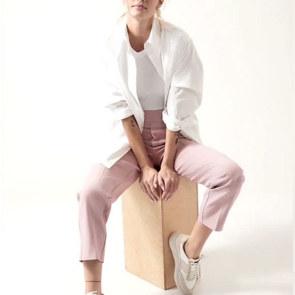 Athleta Endless Pant
Size: 2
Color: Smokey Mauve - Picture 1 of 14